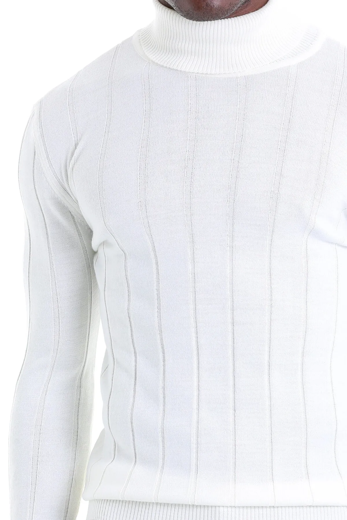 Comfort Fit Drop Needle Wool Blend Ecru Turtleneck Sweater