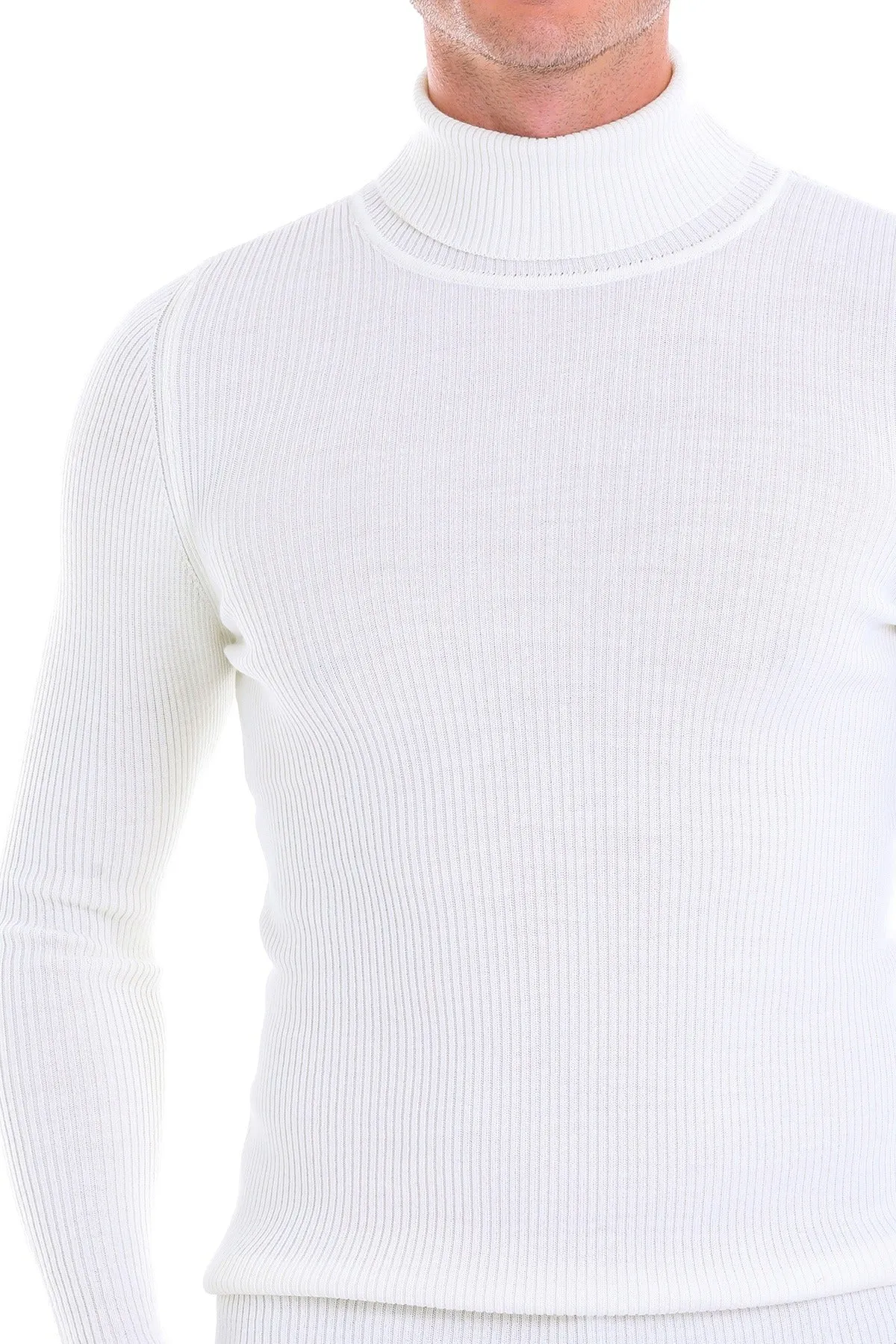 Comfort Fit Wool Blend Ecru Turtleneck Sweater