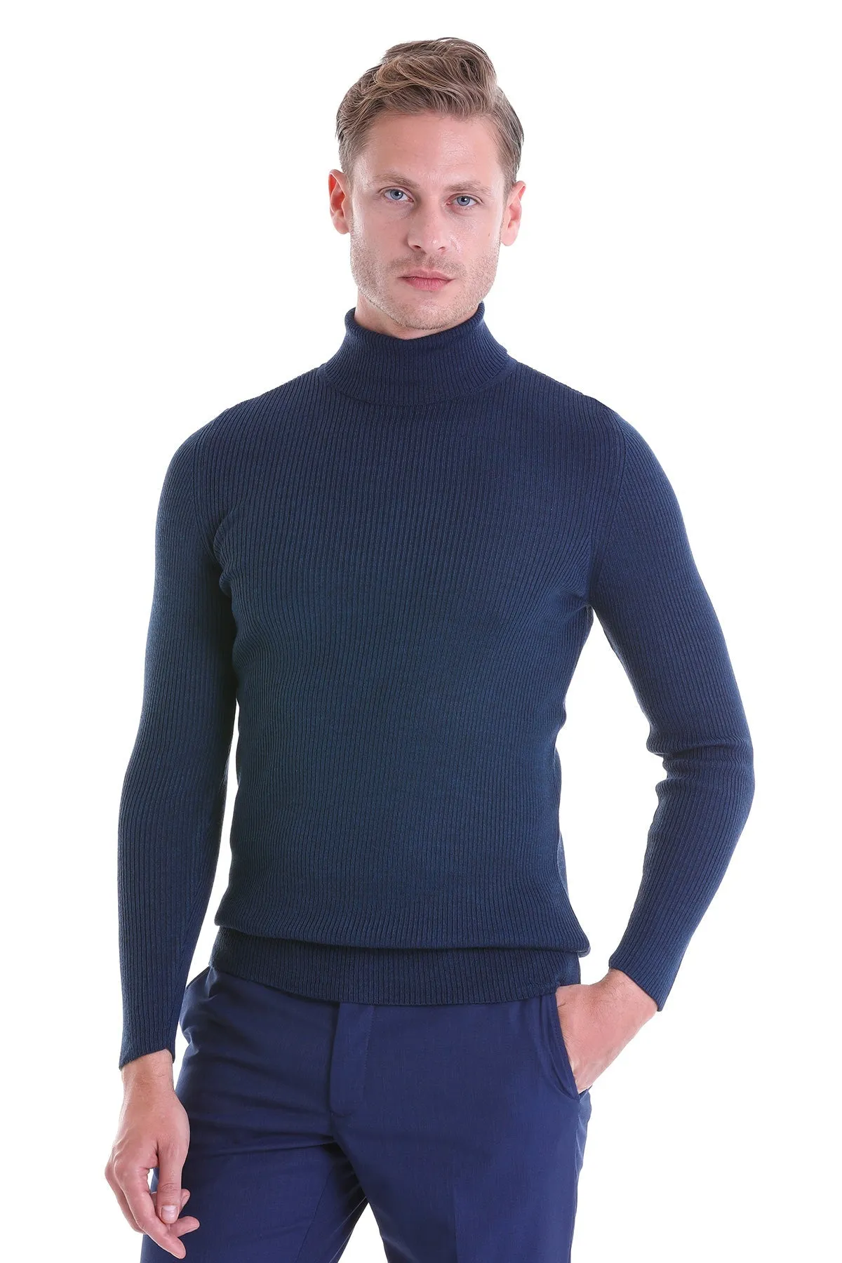 Comfort Fit Wool Blend Indigo Turtleneck Sweater